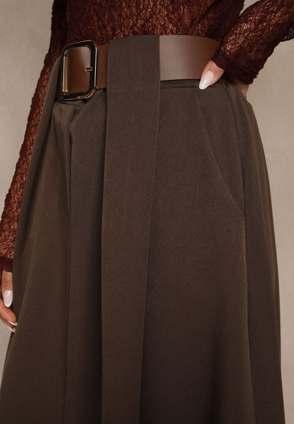 Renee - Brązowa Spódnica z Wiskozą o Rozkloszowanym Kroju z Paskiem z Klamrą Tiavela. Okazja: na co dzień. Kolor: brązowy. Materiał: wiskoza. Styl: casual, elegancki