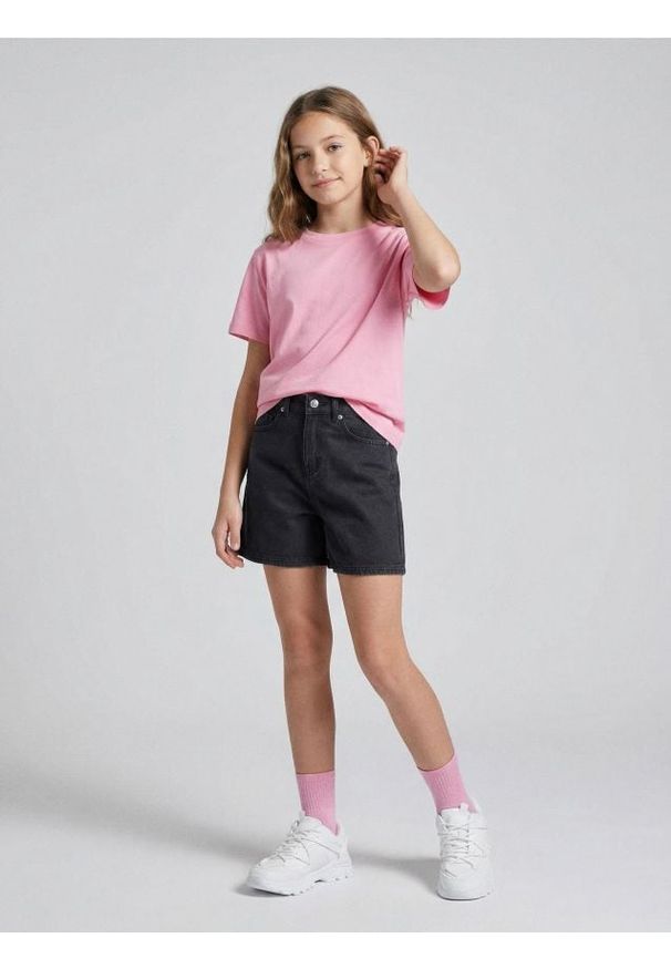 Sinsay - Szorty jeansowe - czarny. Kolor: czarny. Materiał: jeans
