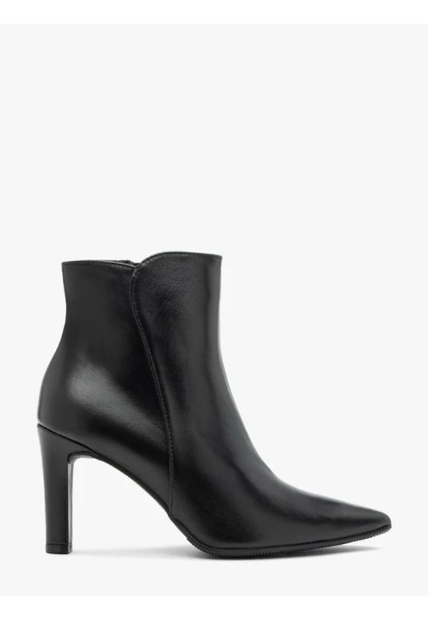 Ryłko - Czarne botki na obcasie ze skóry licowej. Wysokość cholewki: za kostkę. Zapięcie: zamek. Kolor: czarny. Materiał: skóra. Szerokość cholewki: normalna. Obcas: na obcasie. Styl: elegancki, street, klasyczny. Wysokość obcasa: średni