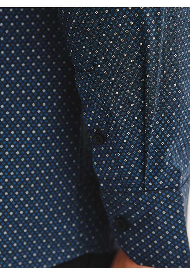 Pako Lorente - PAKO LORENTE - Czarna koszula męska wzór geometryczny. Kolor: czarny. Materiał: bawełna. Długość rękawa: długi rękaw. Długość: długie. Wzór: geometria. Sezon: jesień