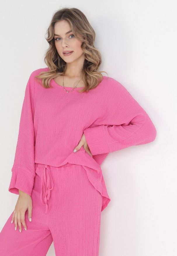 Born2be - Różowa Bluzka z Szerokim Rękawem 7/8 Paulet. Kolor: różowy. Styl: elegancki