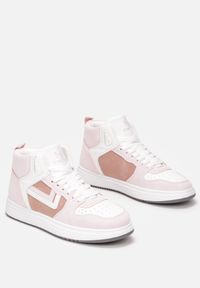 Born2be - Biało-Różowe Sneakersy Alcothee. Nosek buta: okrągły. Zapięcie: sznurówki. Kolor: różowy. Obcas: na obcasie. Wysokość obcasa: niski #3