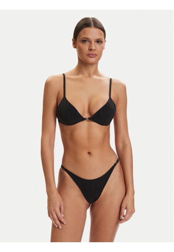 Calvin Klein Swimwear Góra od bikini LV00Q61239 Czarny. Kolor: czarny. Materiał: syntetyk