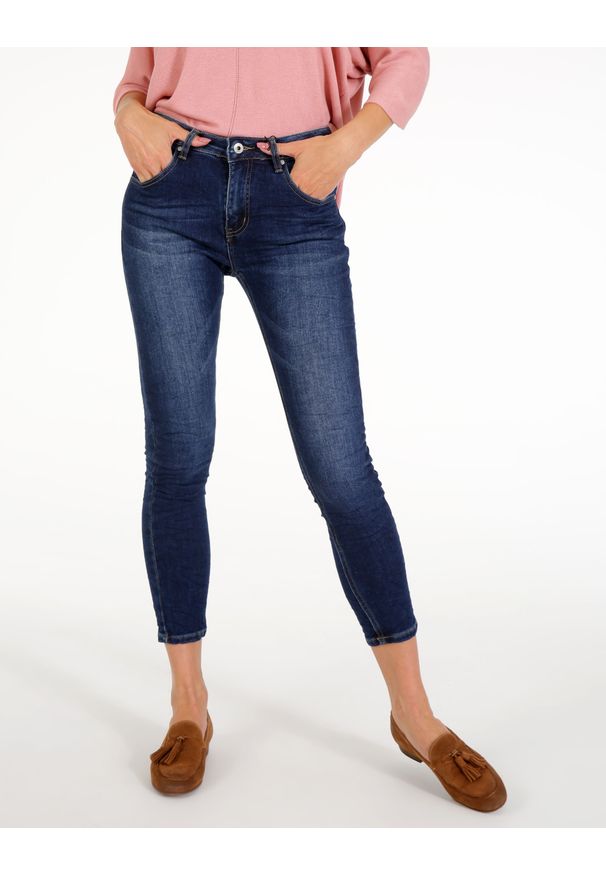 Unisono - SPODNIE - JEANSY 191-3903 BLU. Materiał: jeans