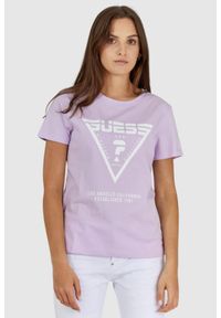 Guess - GUESS Fioletowy t-shirt damski z białym logo, Rozmiar S. Kolor: fioletowy. Materiał: bawełna. Wzór: nadruk