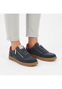 Sneakersy męskie Mustang, niska sportowa forma z wiązaniem i bocznym zamkiem wygodna podeszwa do codziennego użytkowania, granatowe, 4204-301-820. Okazja: na co dzień. Zapięcie: zamek. Kolor: niebieski #1