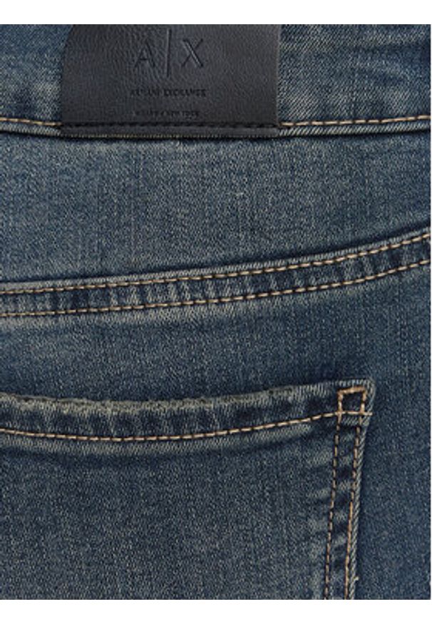 Armani Exchange Jeansy XW000132 AF10863 MB001 Granatowy Regular Fit. Kolor: niebieski