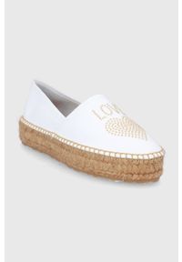 Love Moschino Espadryle skórzane kolor biały na platformie. Nosek buta: okrągły. Kolor: biały. Materiał: skóra. Obcas: na platformie #5