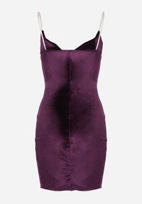 Born2be - Fioletowa Dopasowana Sukienka Welurowa z Kopertowym Dekoltem Evicco. Typ kołnierza: dekolt kopertowy. Kolor: fioletowy. Materiał: welur. Wzór: aplikacja. Typ sukienki: kopertowe. Styl: elegancki #6