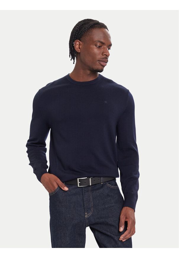 Calvin Klein Sweter LV04LB305G Granatowy Regular Fit. Kolor: niebieski. Materiał: wełna