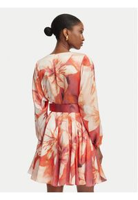 Marciano Guess Sukienka koktajlowa G6GK58 W2214 Pomarańczowy Regular Fit. Kolor: pomarańczowy. Materiał: syntetyk. Styl: wizytowy #4