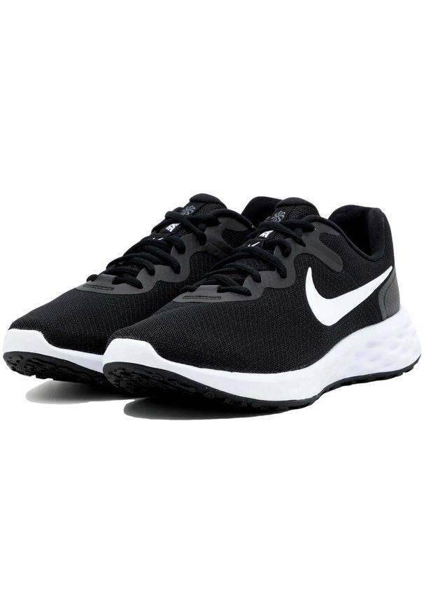 Buty męskie sportowe do biegania Nike REVOLUTION 6 NN. Kolor: biały, czarny, wielokolorowy. Model: Nike Revolution