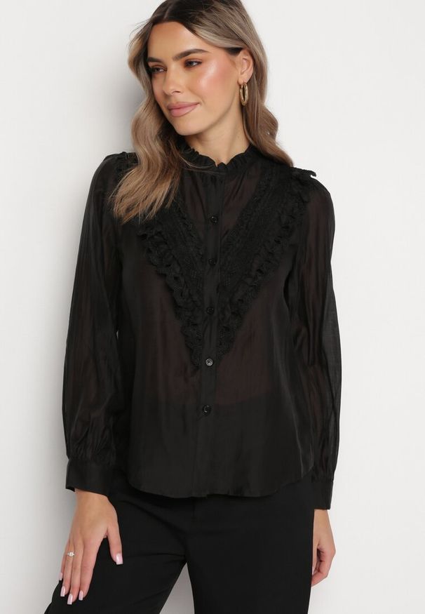 Born2be - Czarna Koszula z Koronką Walaa. Kolor: czarny. Materiał: koronka. Wzór: koronka