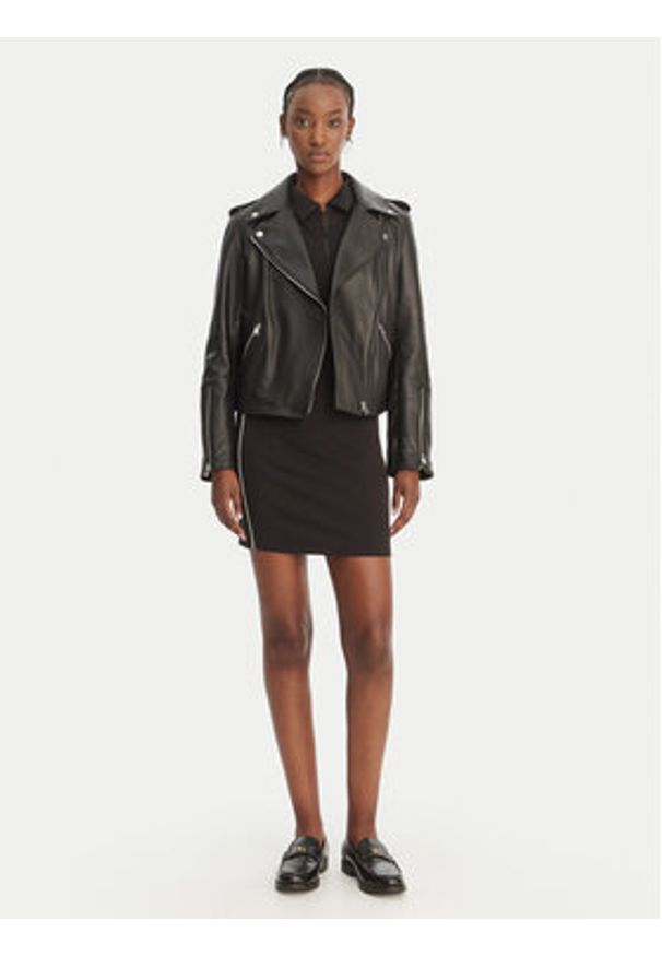 Hugo - HUGO Kurtka skórzana Lujana 50551255 Czarny Regular Fit. Kolor: czarny. Materiał: skóra