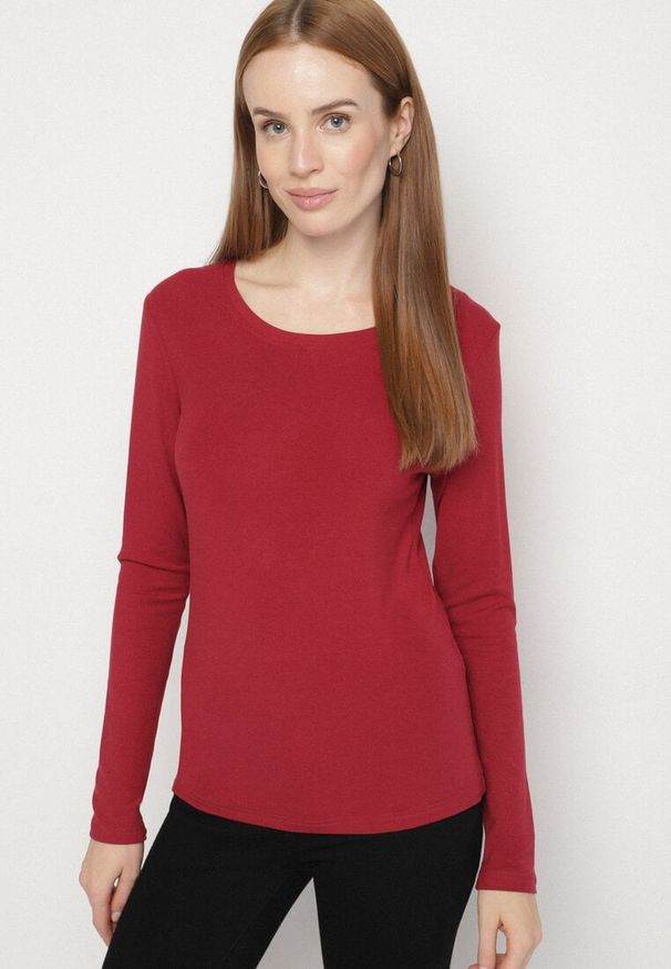 Born2be - Bordowa Bluzka Typu Longsleeve z Okrągłym Dekoltem Unelessa. Kolor: czerwony. Materiał: jeans. Długość rękawa: długi rękaw. Styl: elegancki, klasyczny