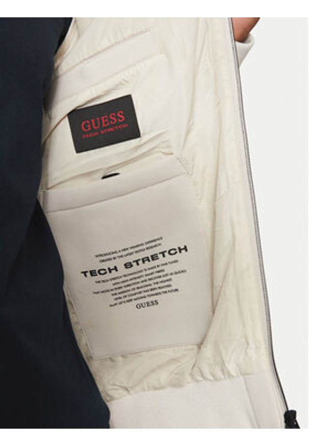 Guess Kurtka puchowa M4YL37 WG9U2 Écru Regular Fit. Kolor: kremowy. Materiał: syntetyk