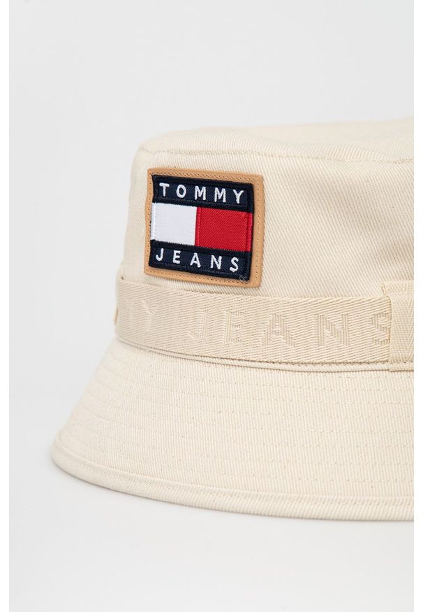 Tommy Jeans kapelusz bawełniany kolor beżowy bawełniany. Kolor: beżowy. Materiał: bawełna