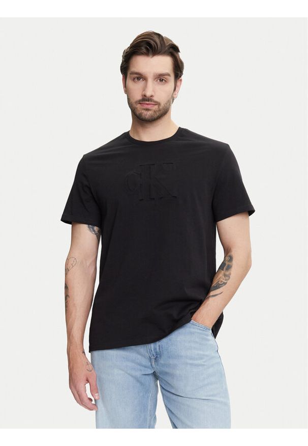Calvin Klein Jeans T-Shirt Deboss Mono Graphic LV04RC824G Czarny Regular Fit. Kolor: czarny. Materiał: bawełna