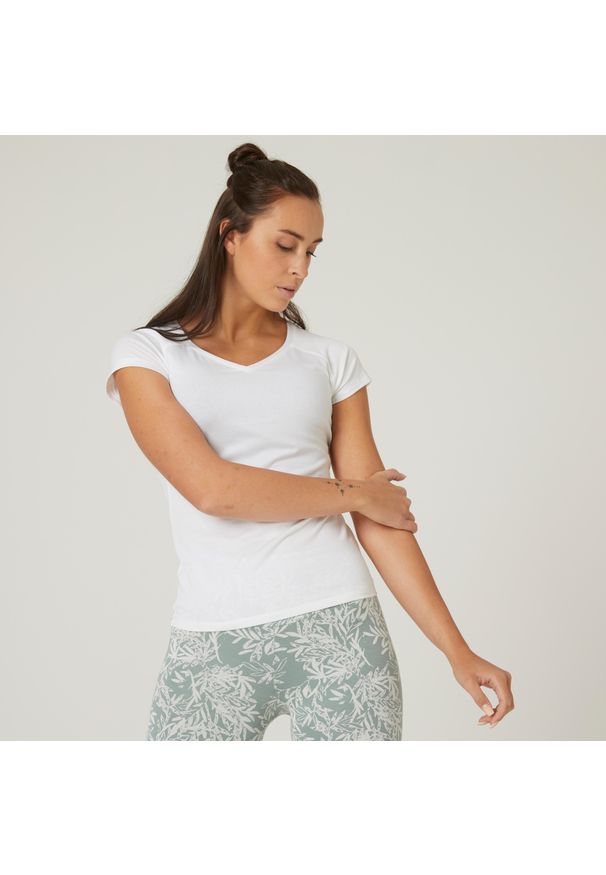 NYAMBA - Koszulka z krótkim rękawem damska Nyamba Gym & Pilates 500. Kolor: biały. Materiał: poliester, materiał, bawełna, lyocell, elastan. Długość rękawa: krótki rękaw. Długość: krótkie. Wzór: ze splotem. Sport: joga i pilates