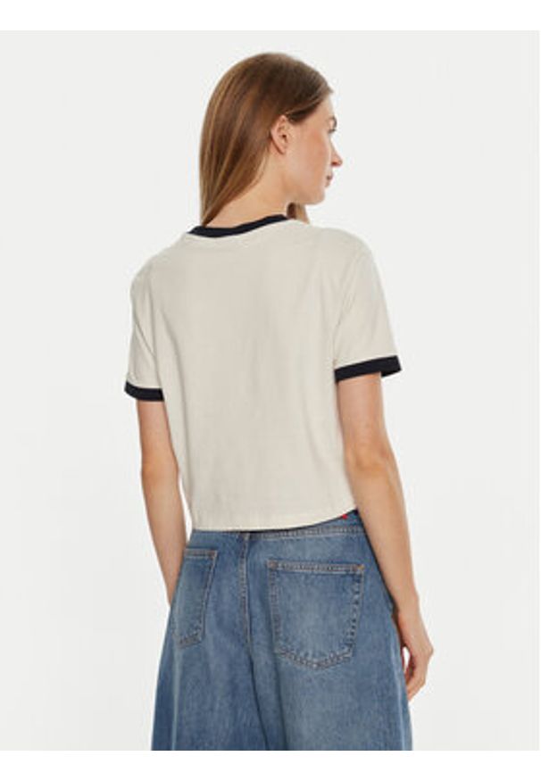 Guess T-Shirt V4BI08 K8FQ4 Biały Boxy Fit. Kolor: biały. Materiał: bawełna