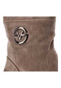 Beżowe Botki Vinceza Ocieplane Obuwie Damskie. Kolor: beżowy. Materiał: zamsz, materiał. Szerokość cholewki: normalna. Sezon: zima, jesień. Obcas: na obcasie. Styl: klasyczny, elegancki. Wysokość obcasa: średni #6