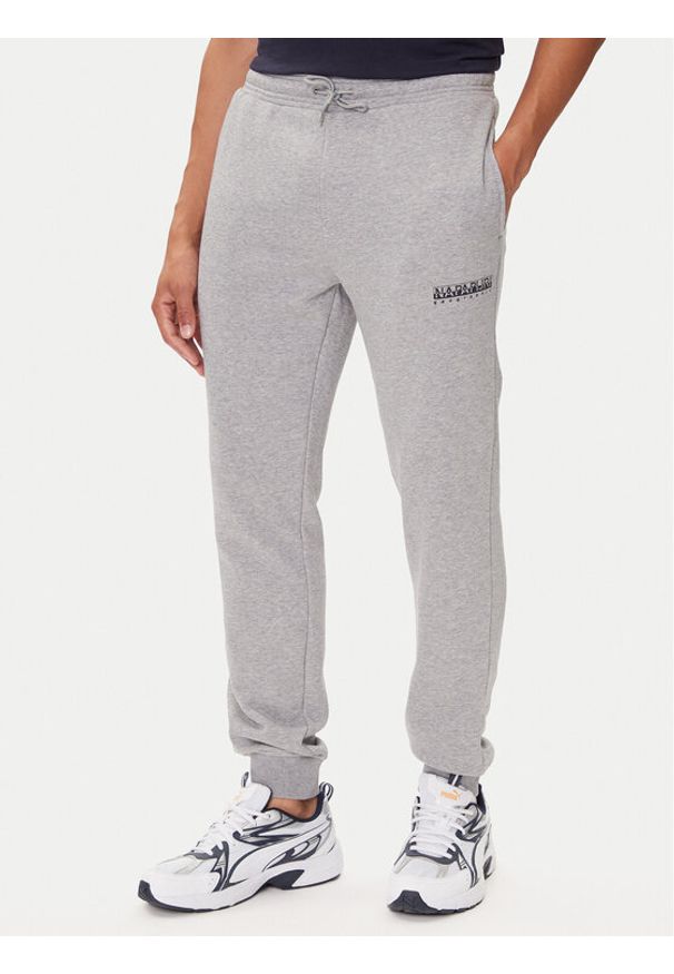 Napapijri Spodnie dresowe M-Gori Wint NP0A88UH Szary Relaxed Fit. Kolor: szary. Materiał: bawełna