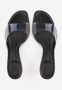 Renee - Czarne Transparentne Klapki na Kaczuszce Helymna. Okazja: na co dzień. Kolor: czarny. Materiał: jeans, skóra, koronka. Obcas: na szpilce. Styl: casual #3