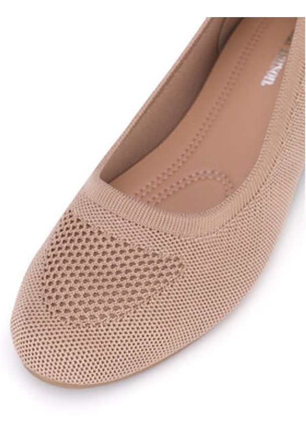 Clara Barson Baleriny WSS21520-02 Beżowy. Kolor: beżowy. Materiał: materiał