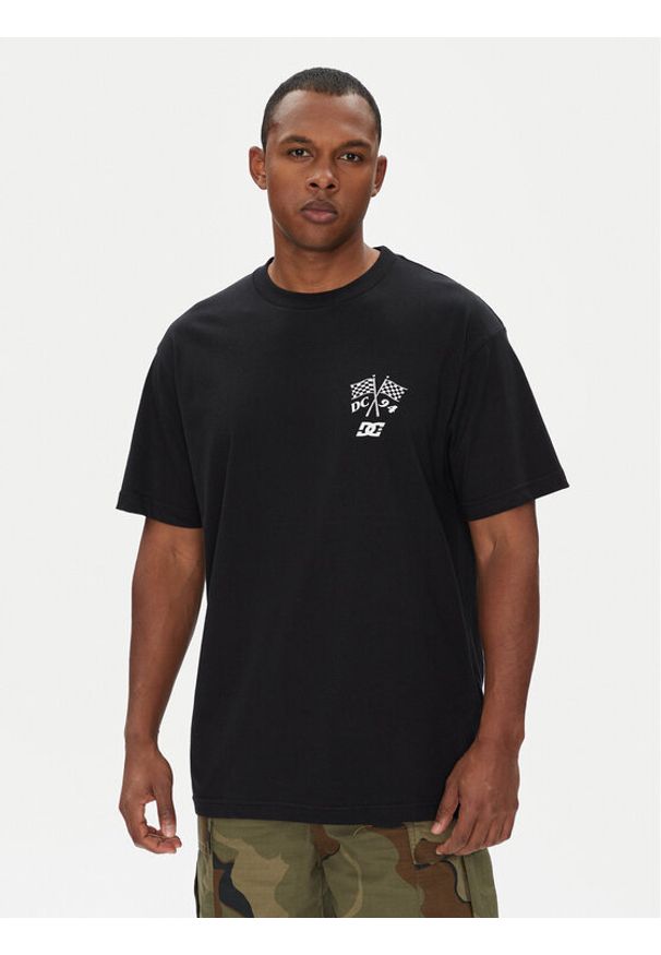 DC T-Shirt ADYZT05467 Czarny Regular Fit. Kolor: czarny. Materiał: bawełna