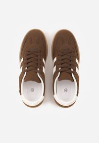 Renee - Brązowe Sneakersy Typu Tenisówki Ozdobione Paskami po Bokach Fefia. Okazja: na co dzień. Zapięcie: pasek. Kolor: brązowy. Materiał: jeans. Wzór: aplikacja. Sezon: wiosna #5