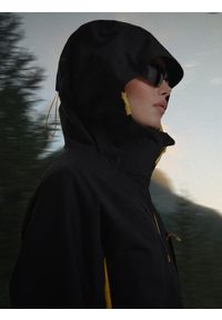 4f - 4F Kurtka trekkingowa przeciwdeszczowa membrana 20000+ damska - czarna L. Kolor: czarny. Materiał: materiał. Długość rękawa: raglanowy rękaw. Technologia: Primaloft. Długość: długie. Sport: turystyka piesza, wspinaczka #1