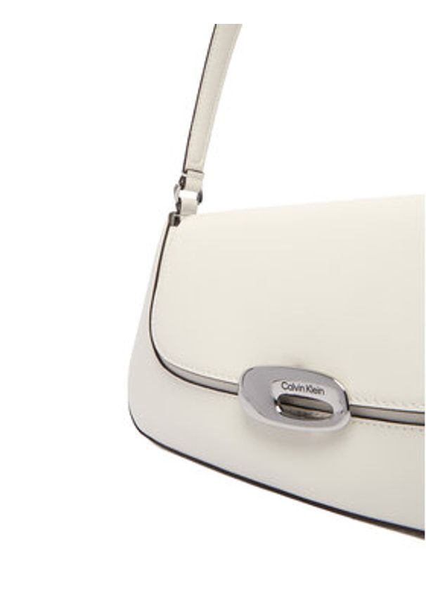 Calvin Klein Torebka Hardware Flap Shoulder Bag LV04F3146G Biały. Kolor: biały. Materiał: skórzane