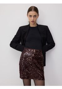 Reserved - Cekinowa spódnica mini - bordowy. Kolor: czerwony. Materiał: dzianina #1