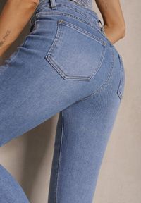 Renee - Jasnoniebieskie Jeansy Skinny z Bawełną High Waist Mevorra. Okazja: na co dzień. Stan: podwyższony. Kolor: niebieski. Styl: klasyczny, casual #4