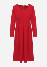 Born2be - Czerwona Rozkloszowana Sukienka Wieczorowa ze Szpiczastym Dekoltem Temithiel. Okazja: na co dzień. Kolor: czerwony. Materiał: jeans. Wzór: aplikacja. Typ sukienki: proste. Styl: wizytowy #2