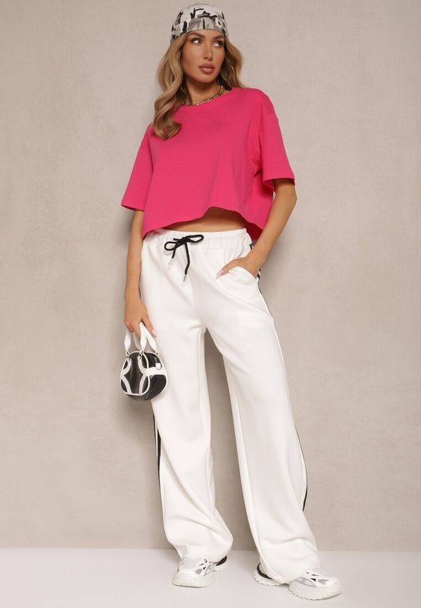 Renee - Różowy T-shirt o Fasonie Cropped Oversize Brighta. Kolor: różowy. Materiał: jeans