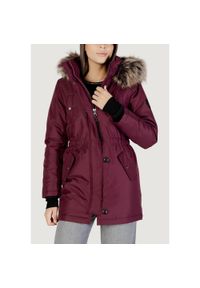 only - Parka Kobieta ONLY ONLIRIS FUR WINTER PARKA CC 2023 OTW. Kolor: czerwony. Materiał: poliester. Sezon: zima #1