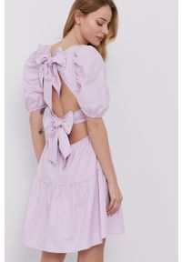 BARDOT - Bardot - Sukienka. Kolor: fioletowy. Materiał: tkanina. Typ sukienki: rozkloszowane #2