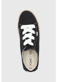 Toms Espadryle Cassiah kolor czarny. Nosek buta: okrągły. Zapięcie: sznurówki. Kolor: czarny. Obcas: na platformie #3