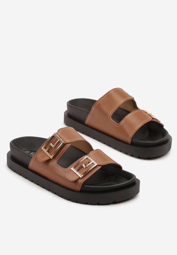 Renee - Brązowe Klapki Basic z Klamerkami Meralivia. Okazja: na co dzień. Kolor: brązowy. Sezon: lato. Obcas: na obcasie. Styl: elegancki, casual. Wysokość obcasa: niski