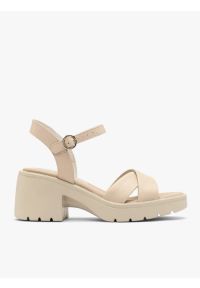 Ryłko - Kremowe sandały na masywnym spodzie. Kolor: beżowy. Materiał: skóra. Styl: street #1