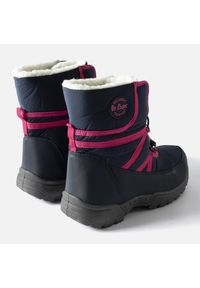Granatowe śniegowce Lee Cooper LCJ-22-44-1364K różowe. Wysokość cholewki: za kostkę. Nosek buta: okrągły. Kolor: różowy. Sezon: zima. Styl: elegancki