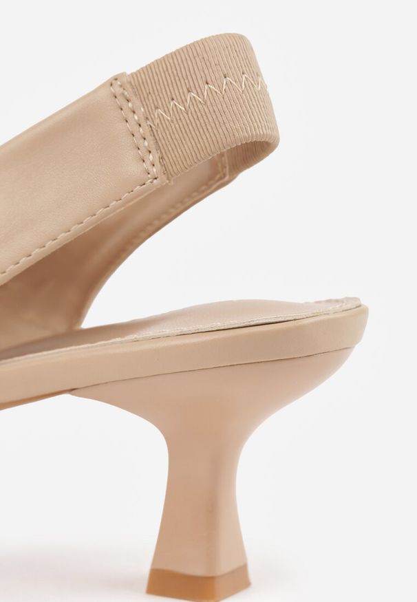 Renee - Ciemnobeżowe Czółenka Sandały Vices na Kaczuszce Typu Slingback Liluriela. Okazja: na co dzień. Kolor: beżowy. Wzór: kwiaty. Sezon: lato. Obcas: na szpilce. Styl: casual, elegancki. Wysokość obcasa: średni