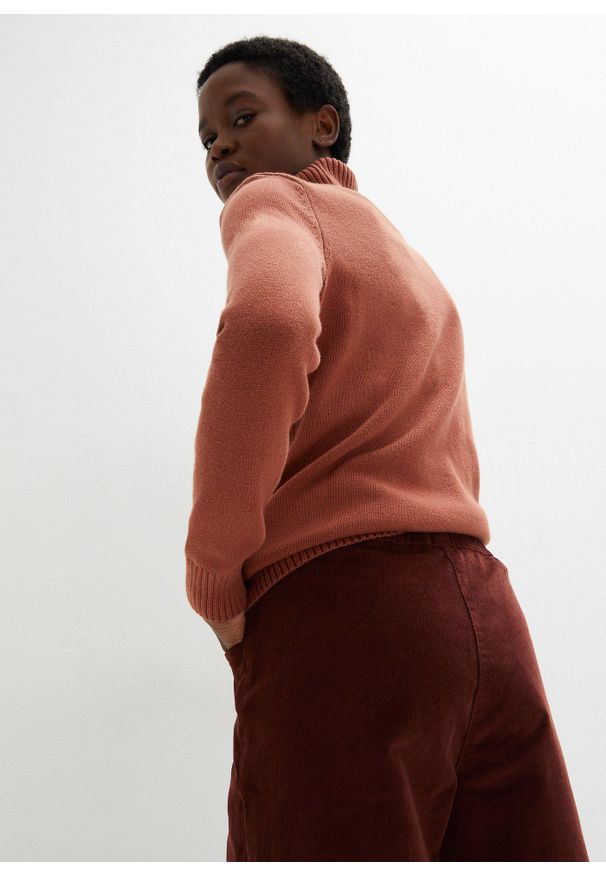 bonprix - Szerokie spodnie sztruksowe ze stretchem, high-waist. Stan: podwyższony. Kolor: brązowy. Materiał: sztruks