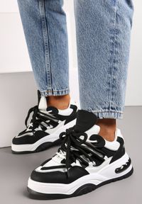 Renee - Czarne Sneakersy Ozdobione Kolorowymi i Metalicznymi Wstawkami na Grubej Podeszwie Oplevia. Kolor: czarny. Wzór: aplikacja, kolorowy #3