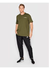 Adidas - adidas T-Shirt Terrex Mountain Graphic HE1768 Zielony Regular Fit. Kolor: zielony. Materiał: bawełna #5