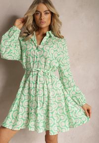 Renee - Zielono-Beżowa Koszulowa Sukienka z Bawełny z Geometrycznym Wzorem Vearil. Kolor: zielony. Materiał: bawełna. Wzór: geometria. Typ sukienki: koszulowe