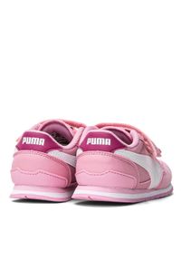 Sneakersy dziecięce różowe Puma ST Runner V3 NL V IN. Okazja: na uczelnię. Kolor: różowy. Materiał: guma, skóra ekologiczna. Szerokość cholewki: normalna. Wzór: aplikacja #5