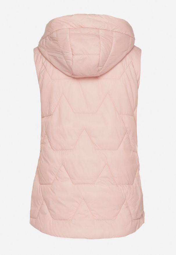 Born2be - Różowa Kamizelka z Geometrycznym Pikowaniem i Kapturem Koridi. Okazja: na spacer, na co dzień. Kolor: różowy. Materiał: jeans. Wzór: geometria. Styl: casual, klasyczny, sportowy