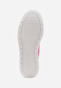 Born2be - Fuksjowe Sneakersy Vices na Grubej Tłoczonej Podeszwie ze Sznurowaniem i Metaliczną Ozdobą Ulfedi. Okazja: na co dzień. Kolor: różowy. Materiał: jeans, satyna. Wzór: aplikacja #5